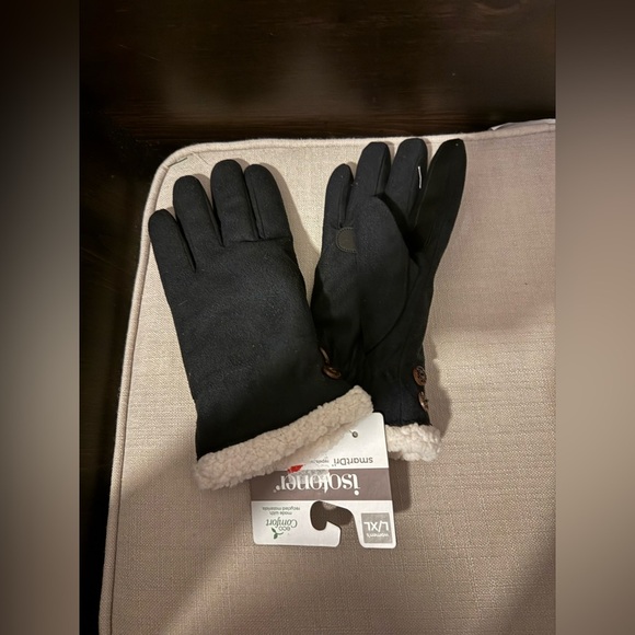 Isotonic smartDri Black Suede Gloves - Picture 3 of 3